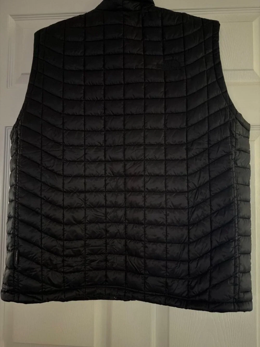 The North Face Mens Thermoball Vest TNF Black XL Standard Fit Lightweight Insula
